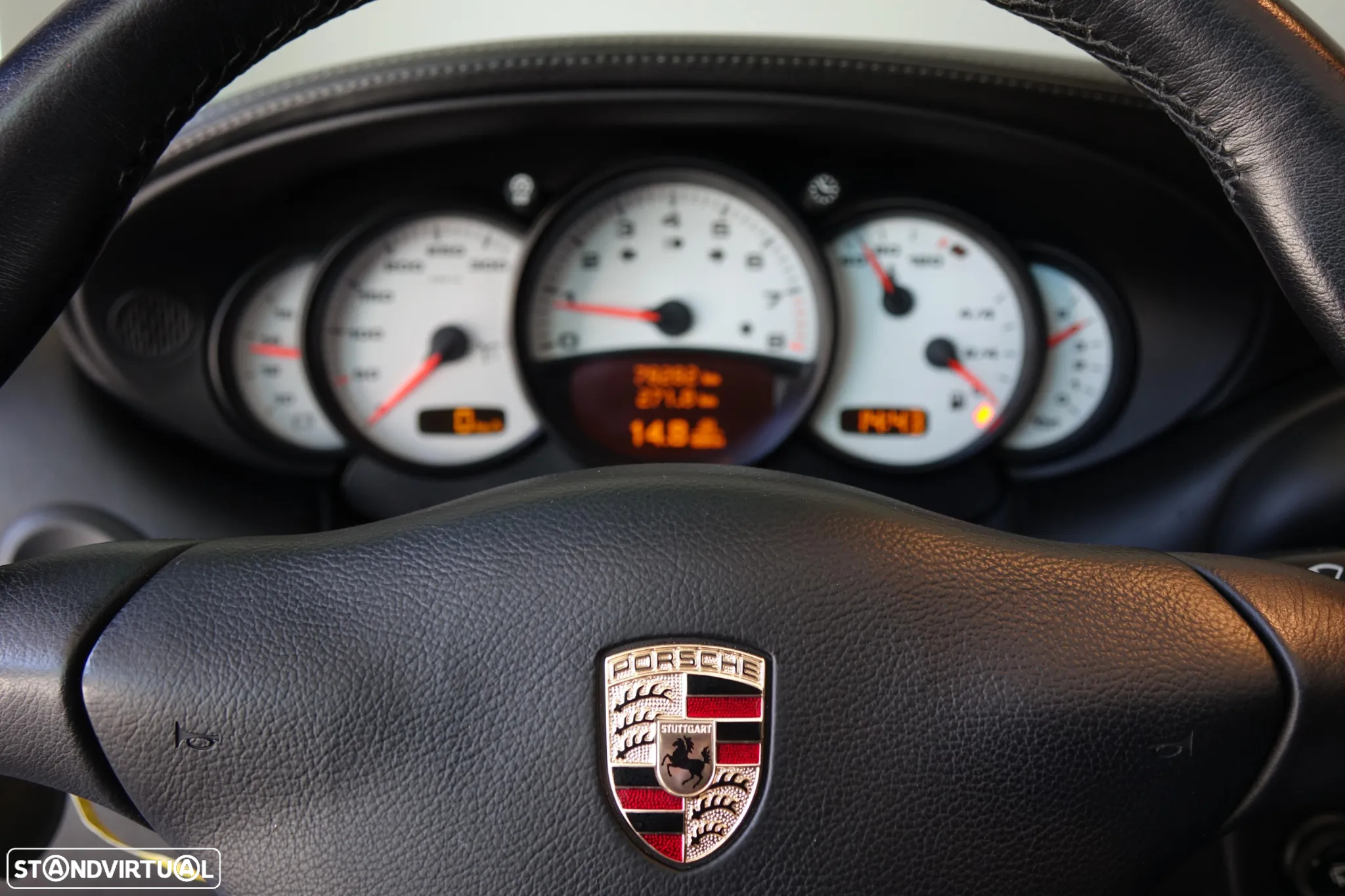 Porsche 911 (996) Carrera 4 S - 17