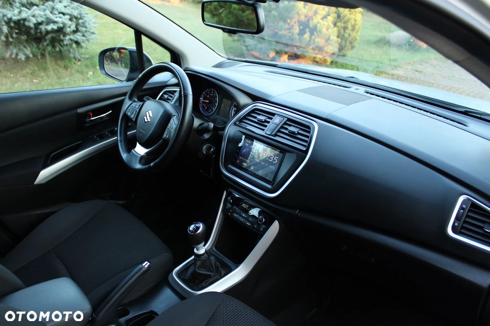 Suzuki SX4 S-Cross 1.4 SHVS Comfort Plus - 26