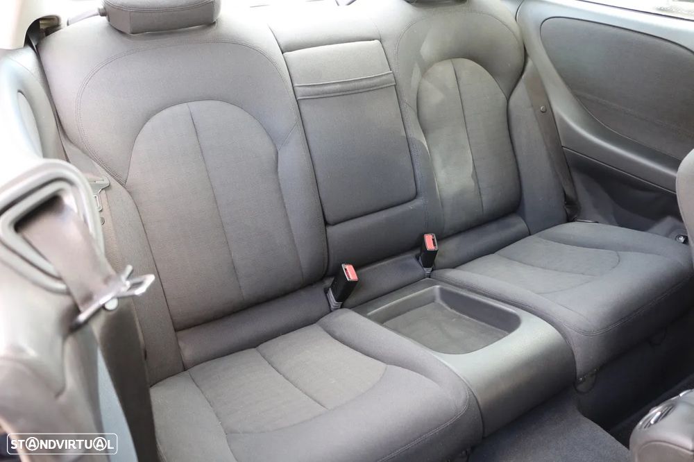 Mercedes-Benz CLK 200 Avantgarde - 16