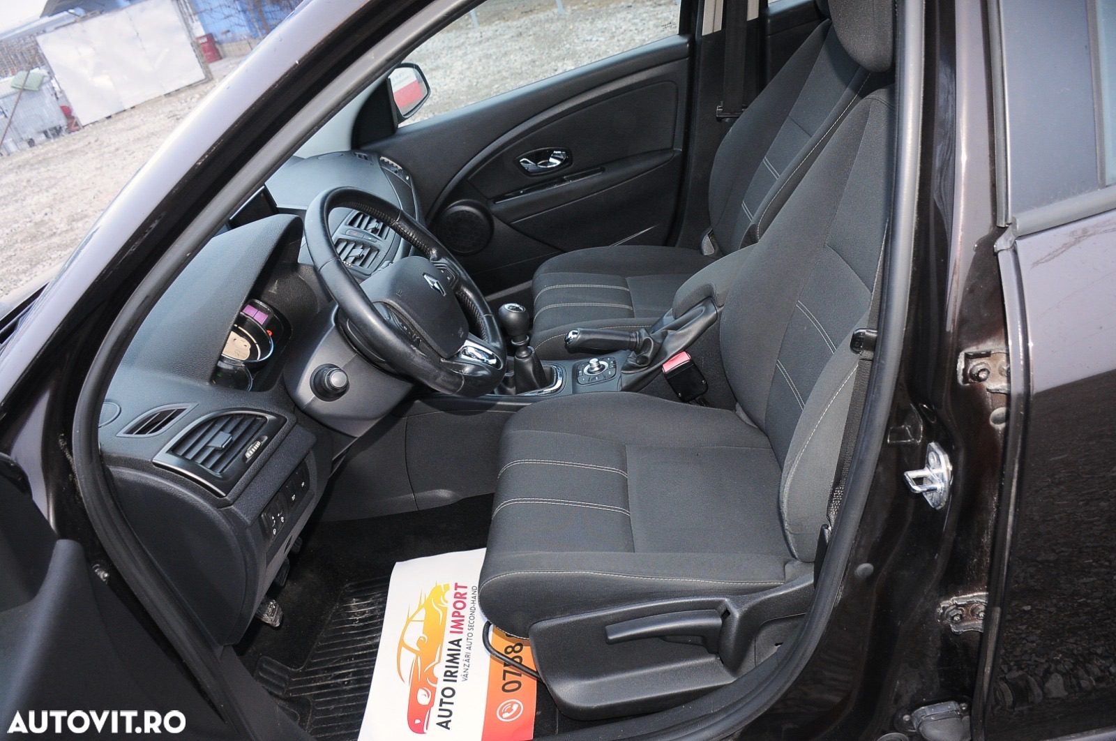 Renault Megane ENERGY dCi 110 BUSINESS - 2