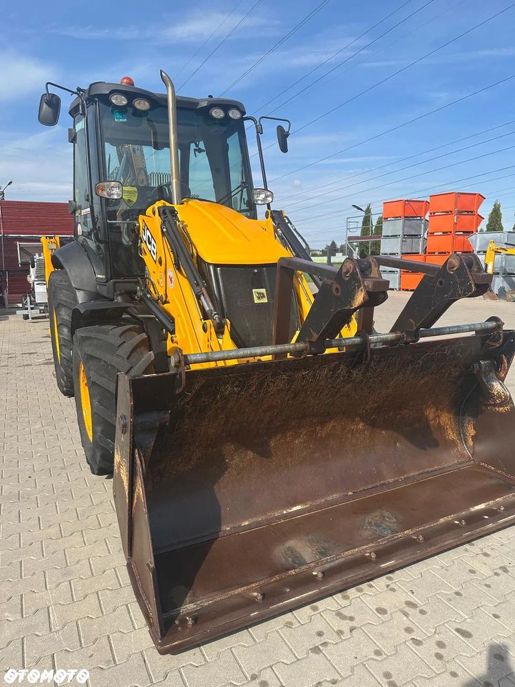 JCB 3CX CONTRACTOR JOYSTICK 110KM/3780mtg/R.2018 - 10