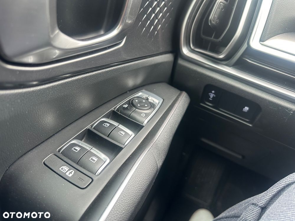 Kia Sorento - 25