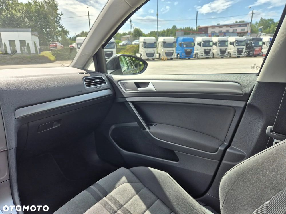 Volkswagen Golf 1.6 TDI BMT Highline DSG - 19