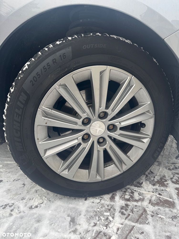 Peugeot 308 1.5 BlueHDi Active S&S - 11