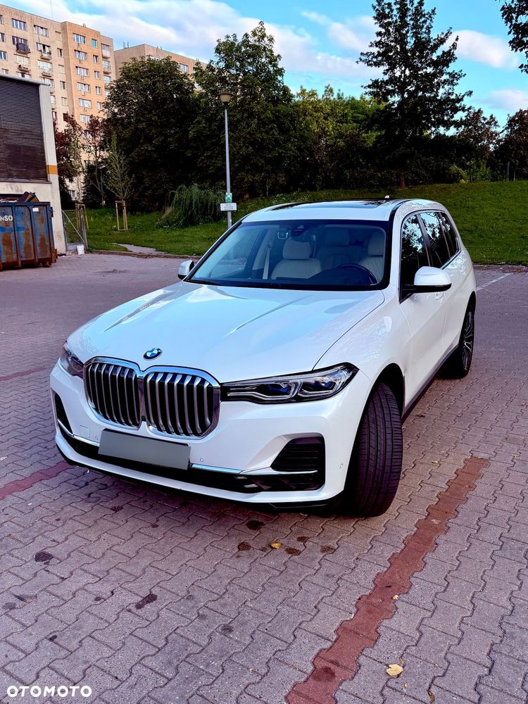 BMW X7 xDrive40i - 9