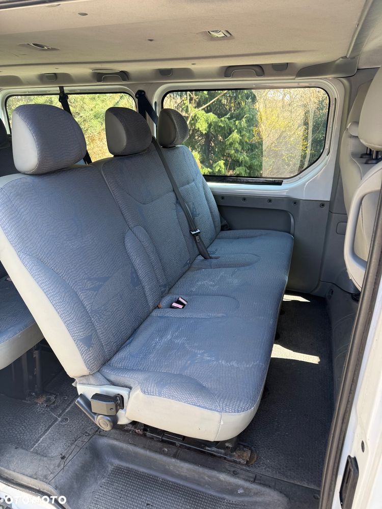 Renault Trafic - 13