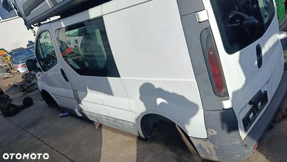 CWIARTKA BŁOTNIK LEWY TYŁ BOK RENAULT TRAFIC VIVARO PRIMASTAR - 2