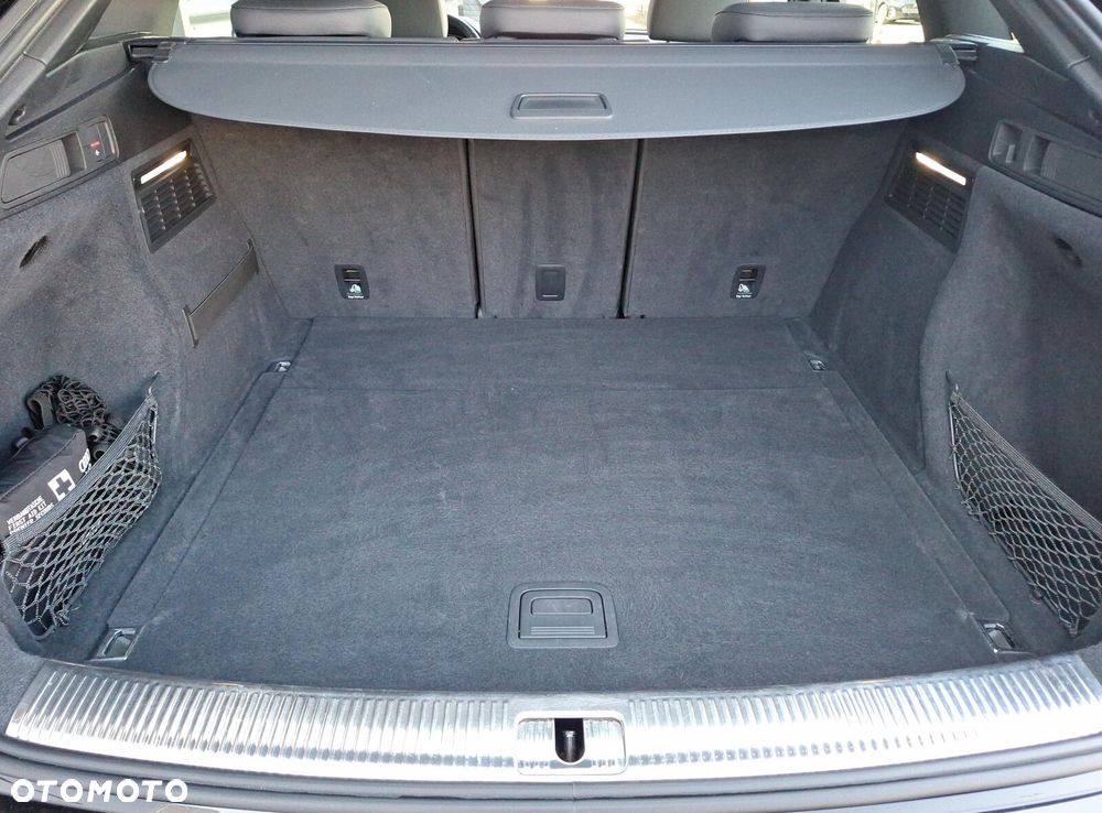 Audi Q5 Sportback - 23