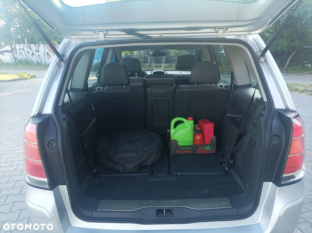 Opel Zafira 2.0 T Sport - 11