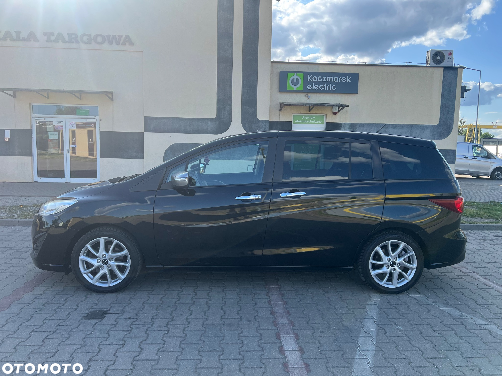 Mazda 5 1.8 Exclusive + - 10