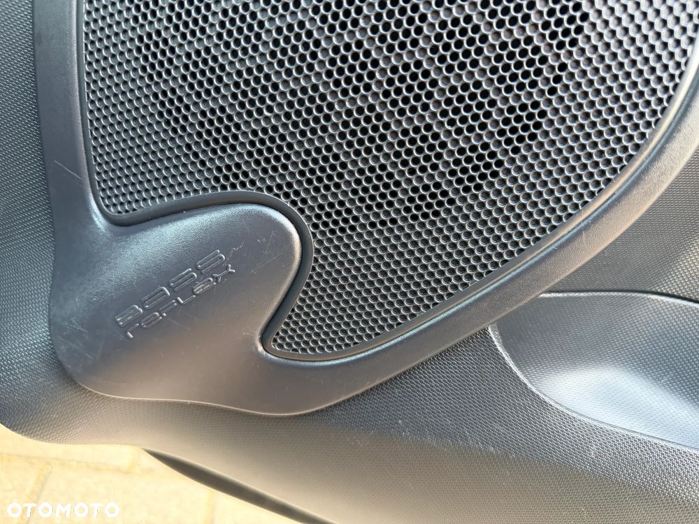 Renault Clio 1.2 16V 75 Life - 21