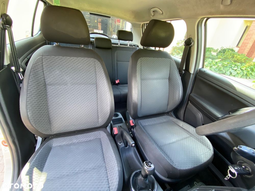 Skoda Fabia 1.2 TSI Active - 9