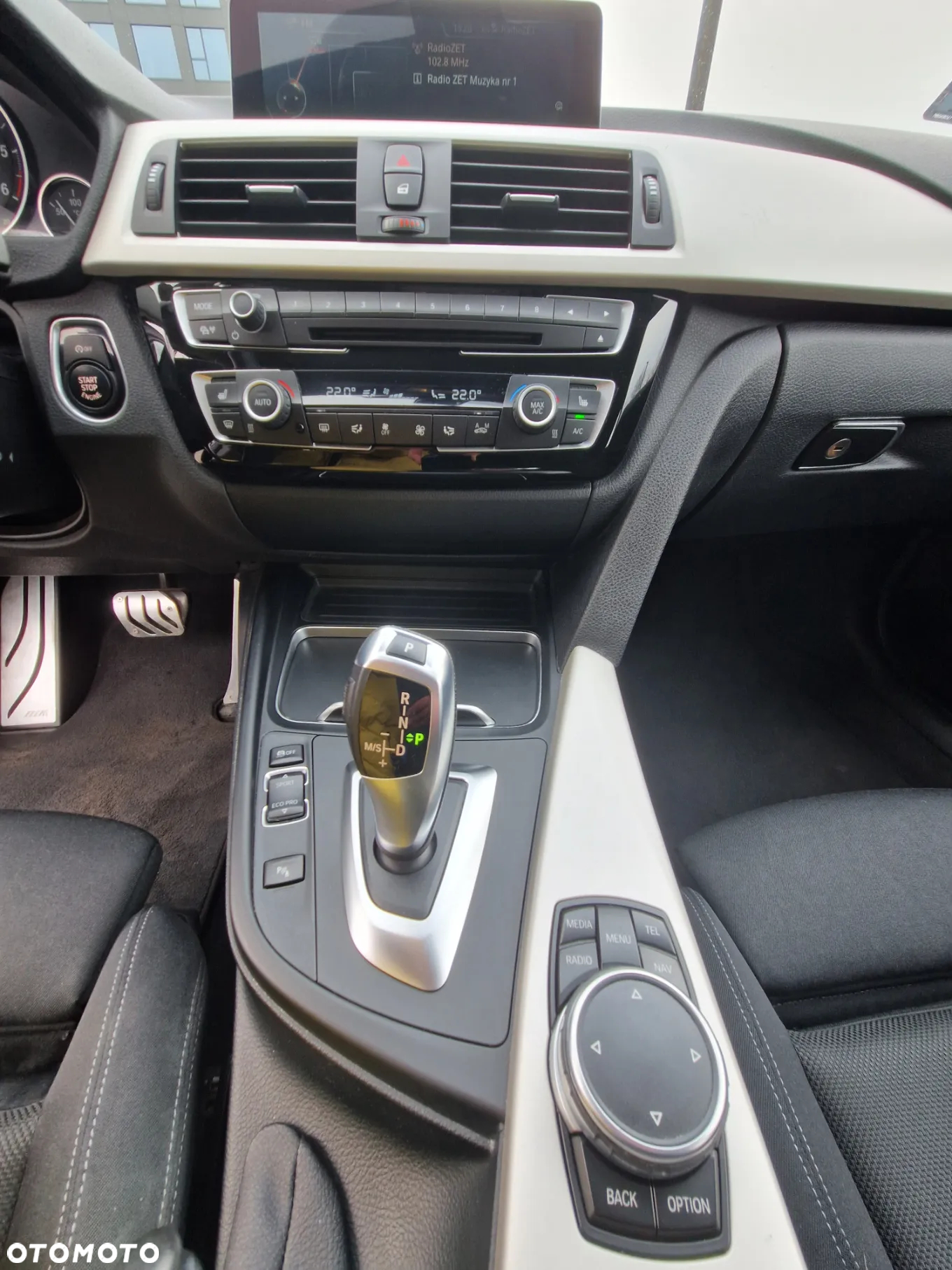 BMW Seria 3 318d Touring Advantage - 20