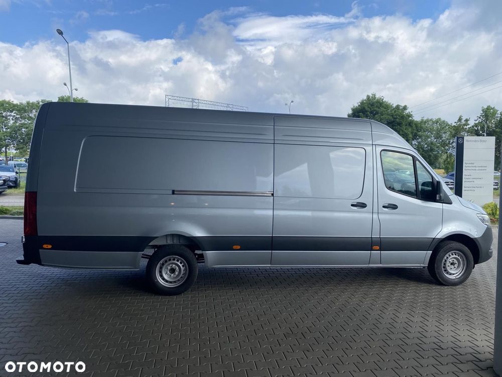 Mercedes-Benz Sprinter - 5