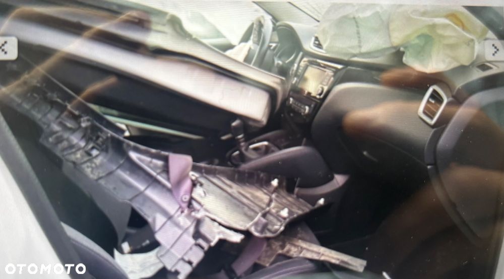 Nissan Qashqai 1.3 DIG-T N-WAY - 5