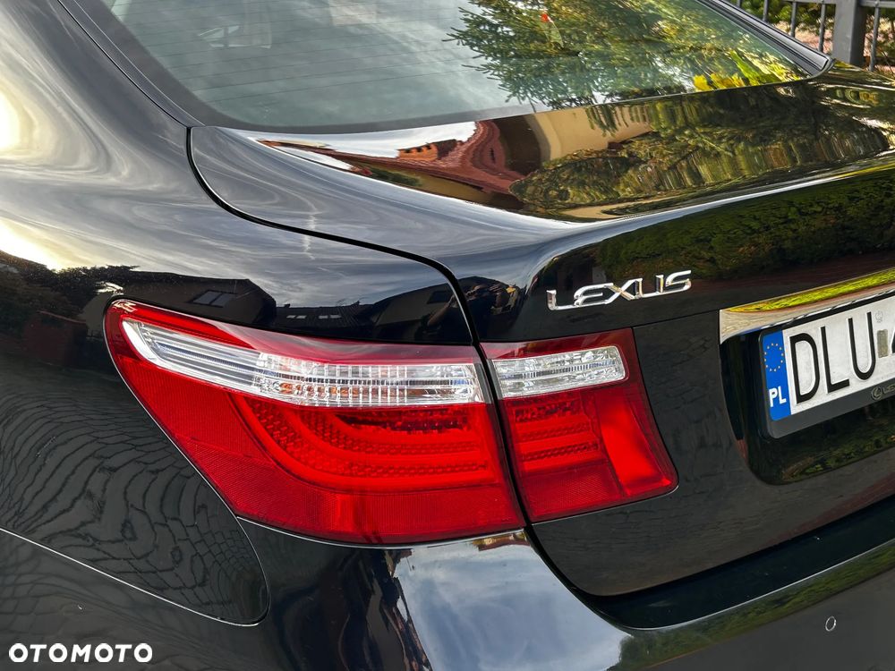 Lexus LS 600h L Prestige - 10