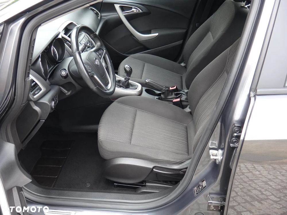 Opel Astra 1.6 Innovation - 8