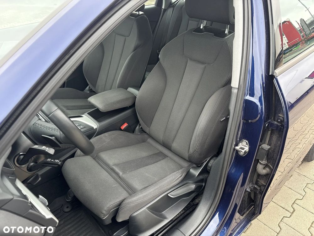 Audi A4 Avant 35 TDI mHEV S tronic - 11