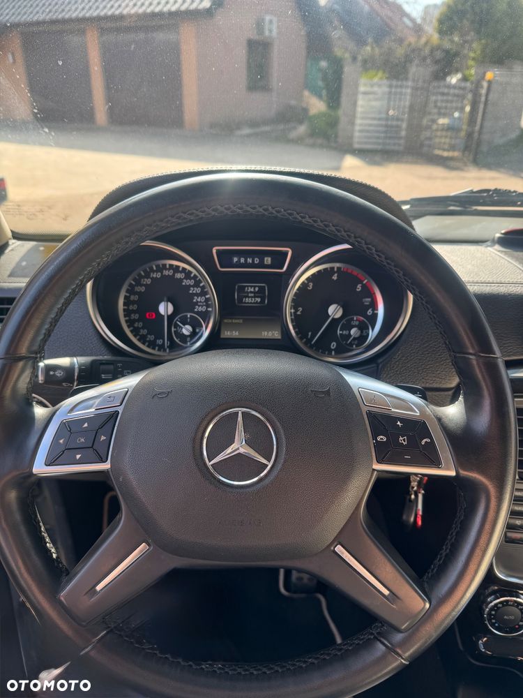 Mercedes-Benz Klasa G 350 BlueTEC 7G-TRONIC - 17