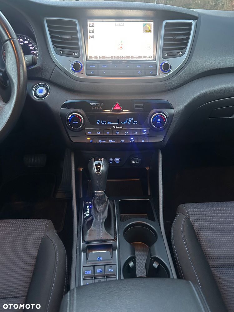 Hyundai Tucson blue 1.7 CRDi 2WD DCT Premium - 11