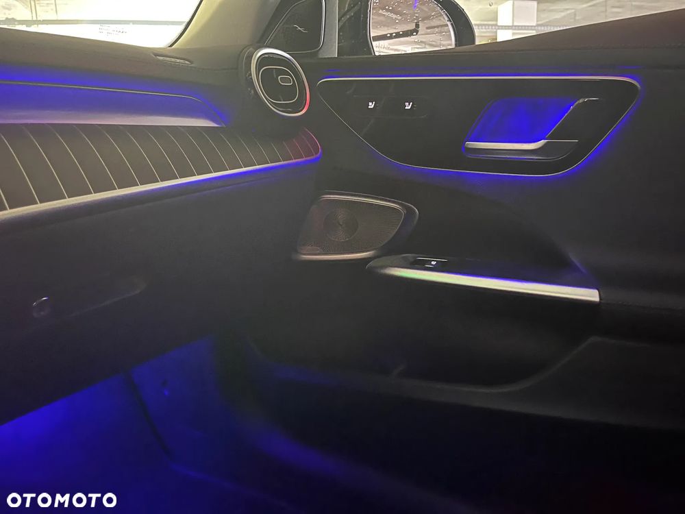 Mercedes-Benz Klasa C 220 d 4Matic 9G-TRONIC Avantgarde - 11