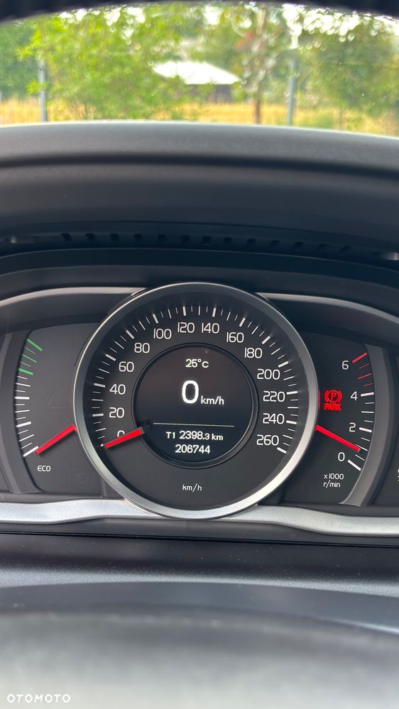 Volvo XC 60 - 22