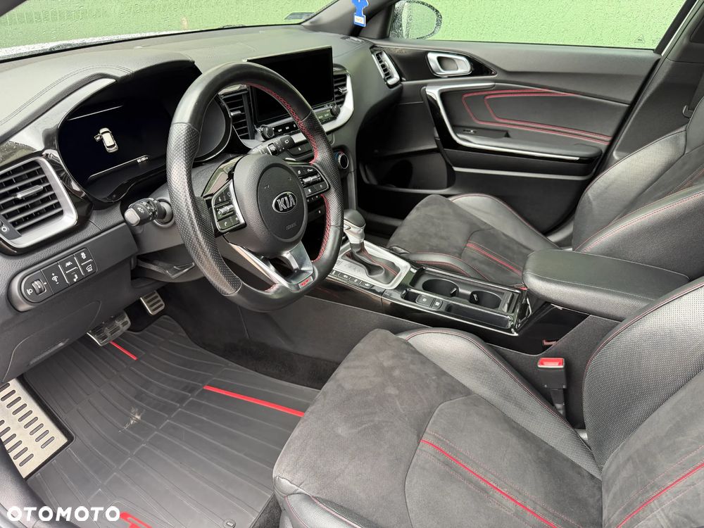 Kia ProCeed 1.6 T-GDI GT DCT - 21