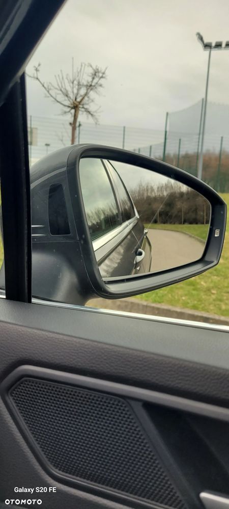 Volkswagen Tiguan 2.0 TDI SCR DSG R-Line - 11