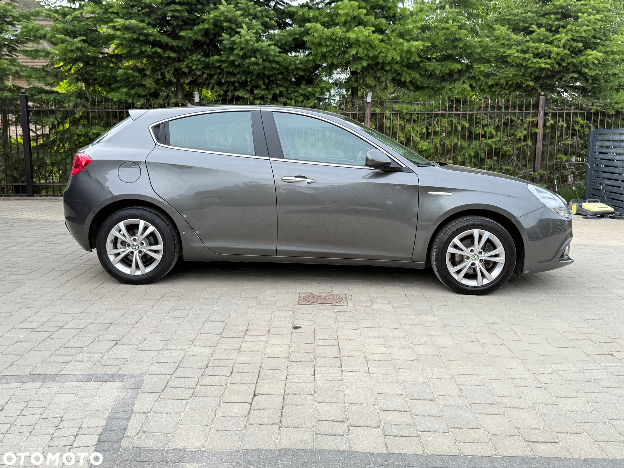 Alfa Romeo Giulietta 1.6 JTDM 16V Impression - 9