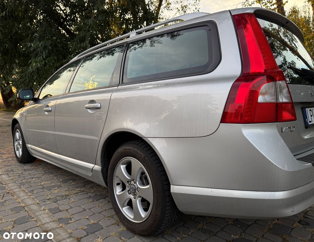 Volvo V70 2.0D Momentum - 16