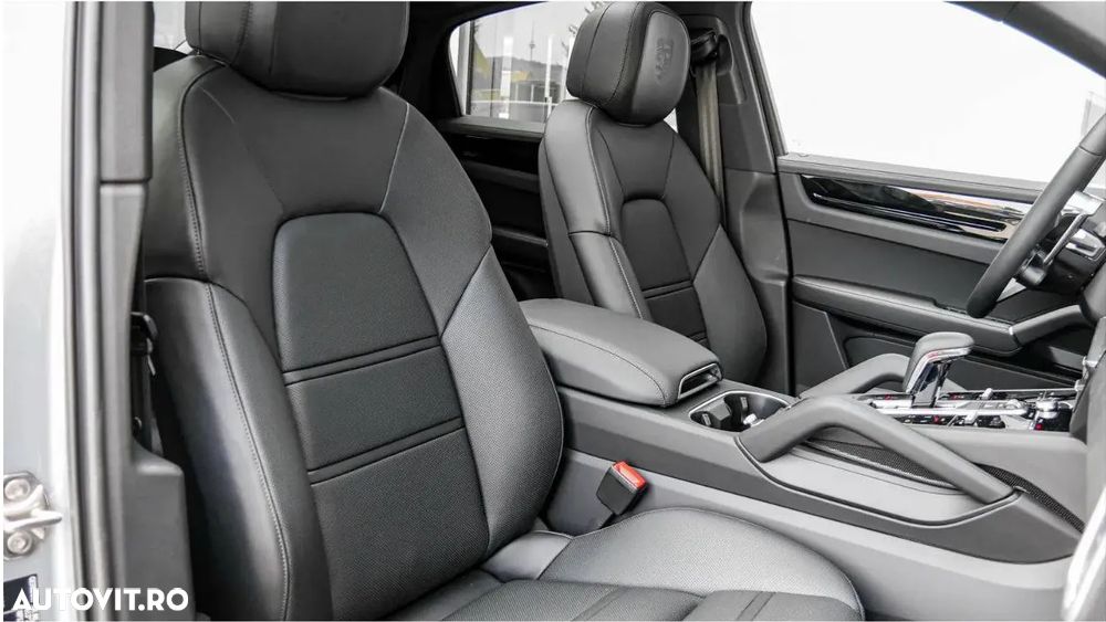 Porsche Cayenne Standard - 6