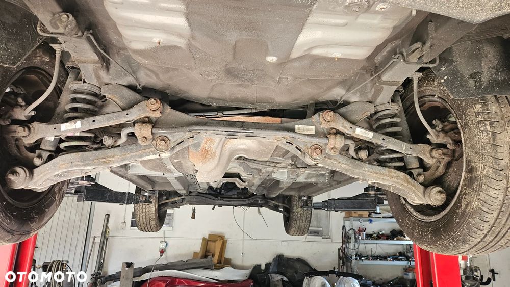 Zawieszenie tylne kompletne kia sportage III stan bdb 1,6 gdi 1,7 crdi - 1