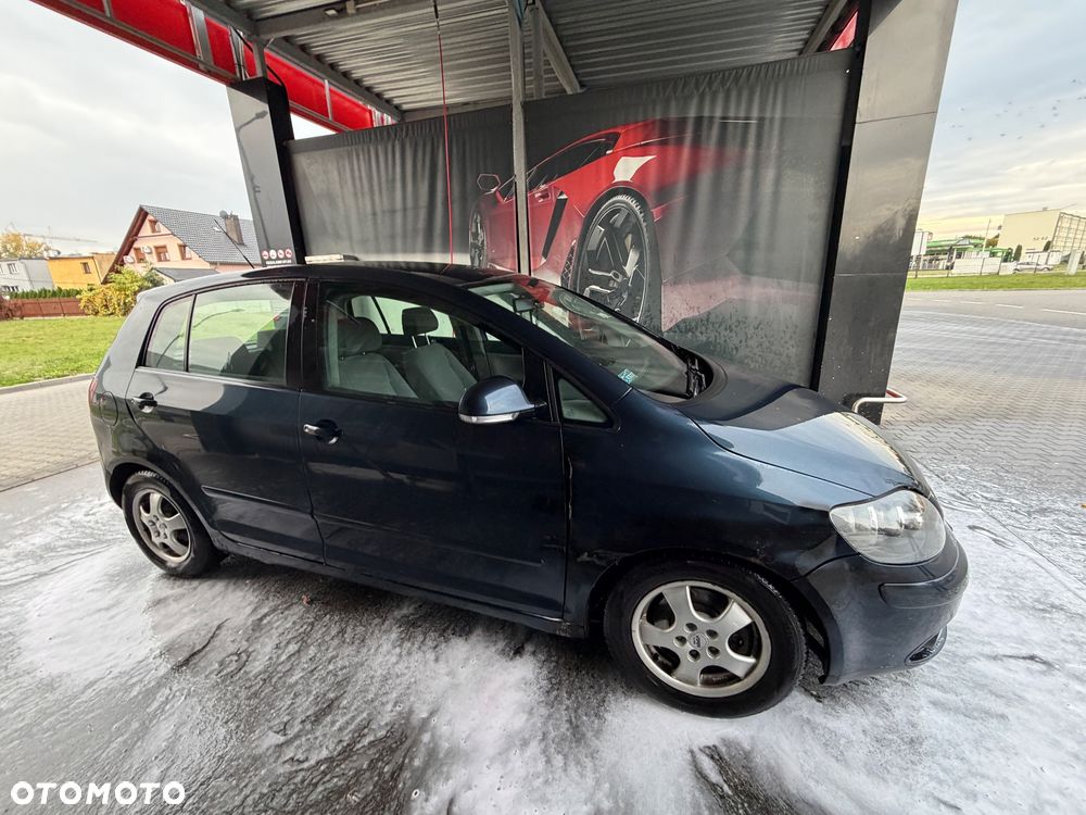 Volkswagen Golf 2005 photo 2