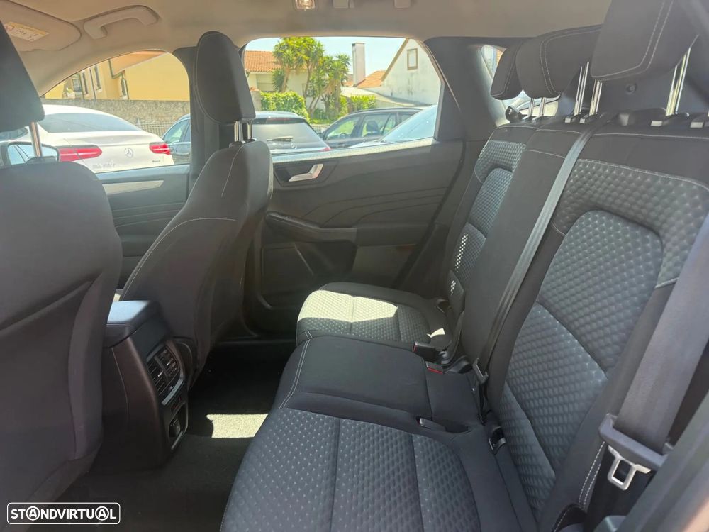 Ford Kuga - 16