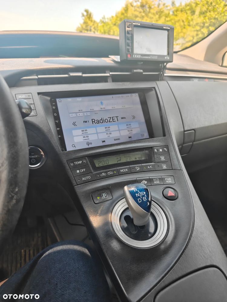 Toyota Prius - 2