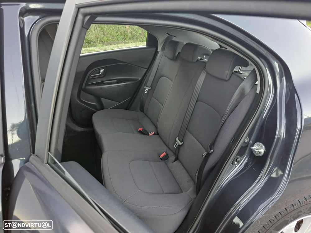 Kia Rio 1.2 CVVT LX - 23