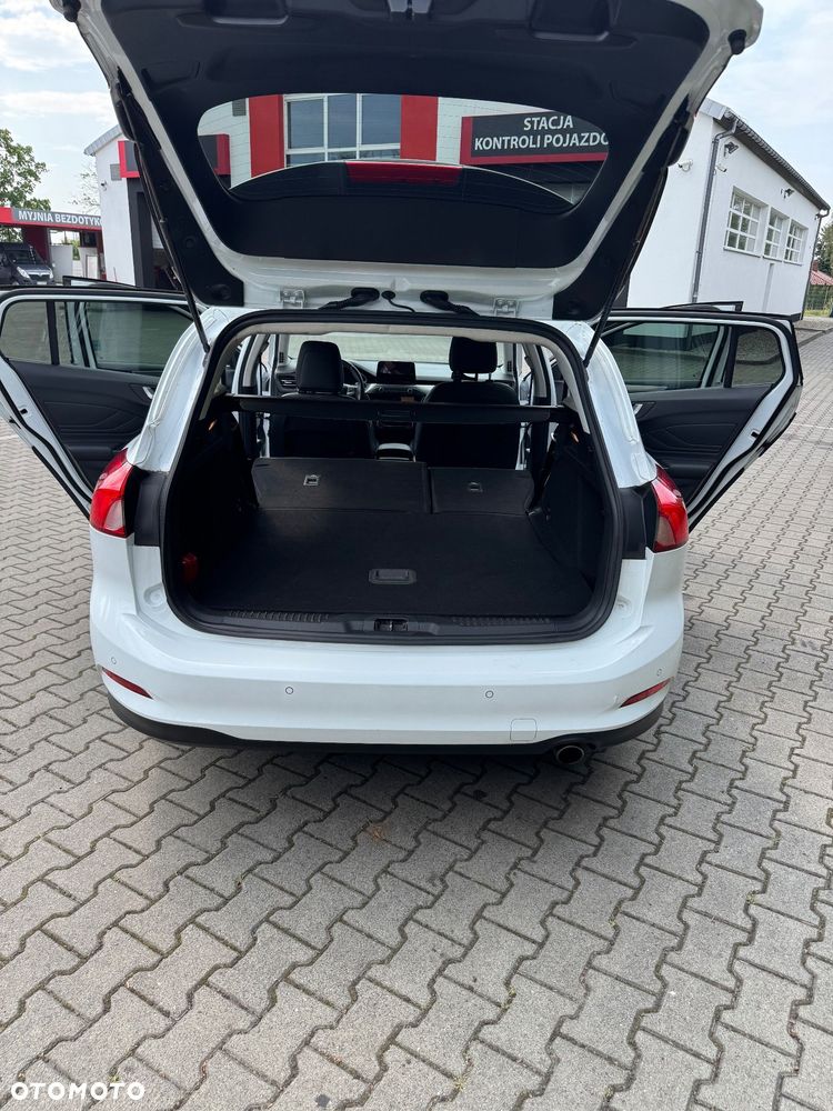 Ford Focus - 21
