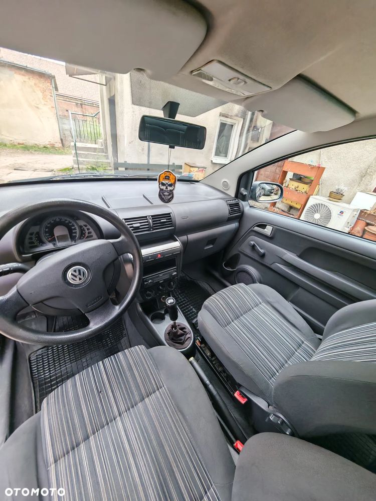 Volkswagen Fox 1.2 - 23