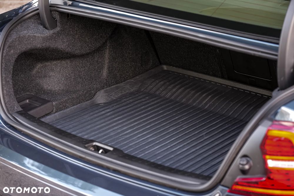 Volvo S60 - 32