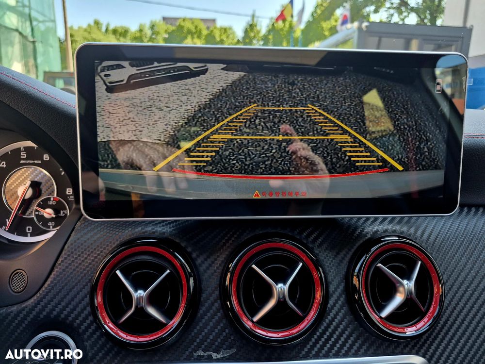 Mercedes-Benz A 45 AMG 4Matic AMG Speedshift 7G-DCT - 40