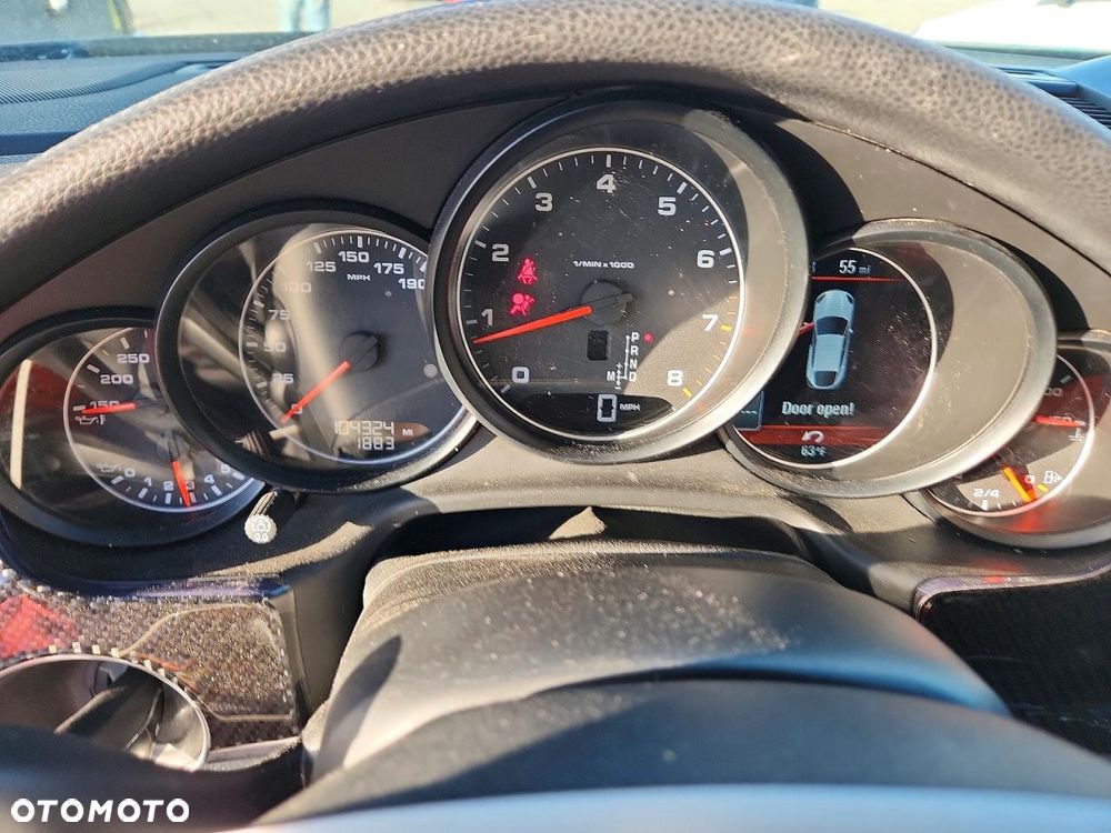 Porsche Panamera - 10