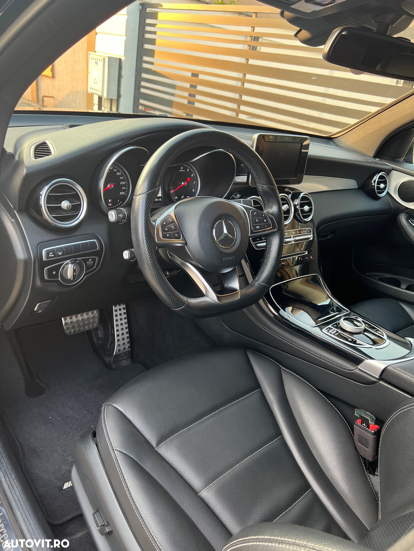 Mercedes-Benz GLC Coupe 250 4Matic 9G-TRONIC - 6