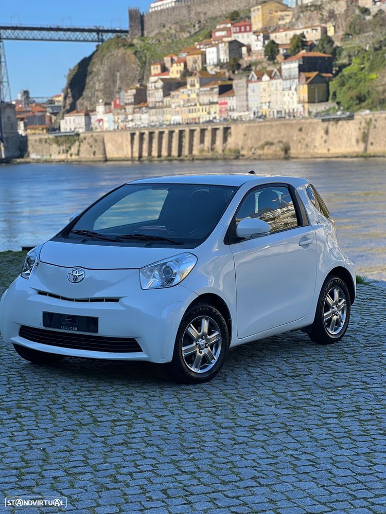Toyota iQ 1.0 - 12
