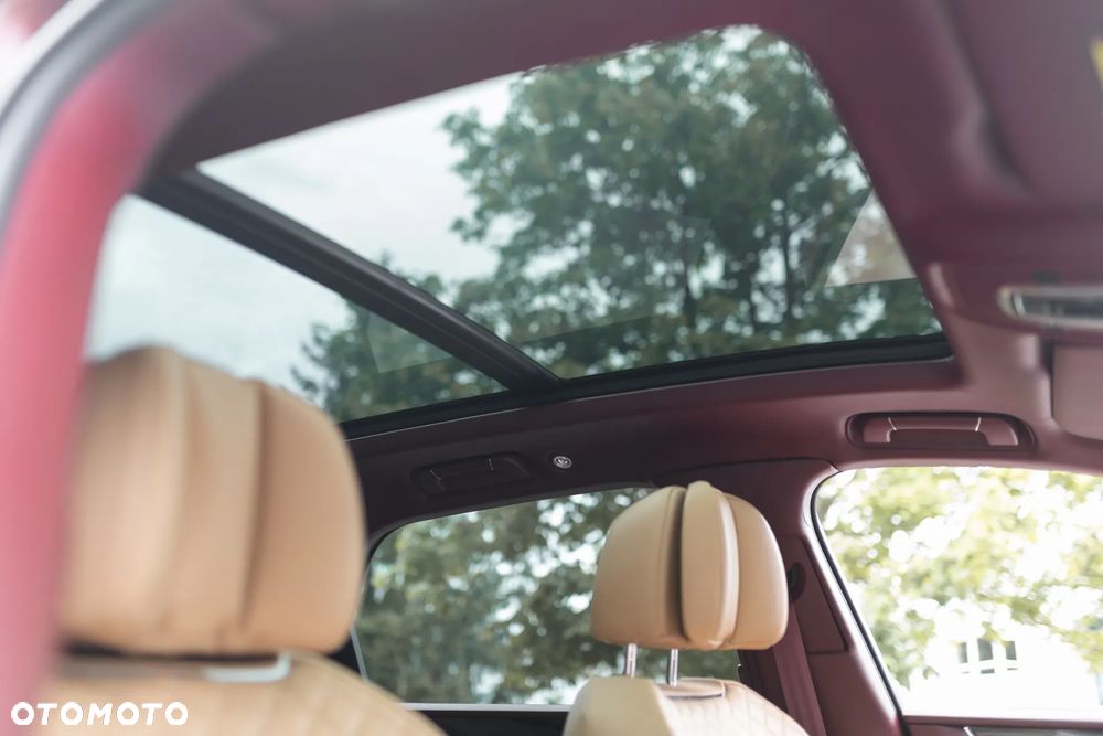 Bentley Bentayga V8 - 22