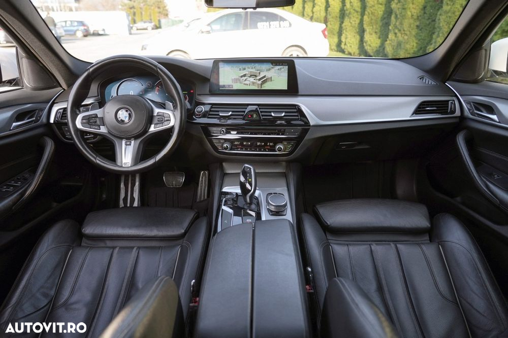 BMW Seria 5 530d xDrive AT - 19