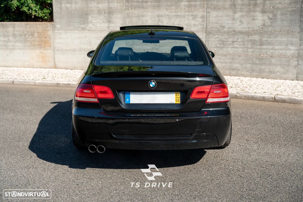 BMW 330 dA - 4