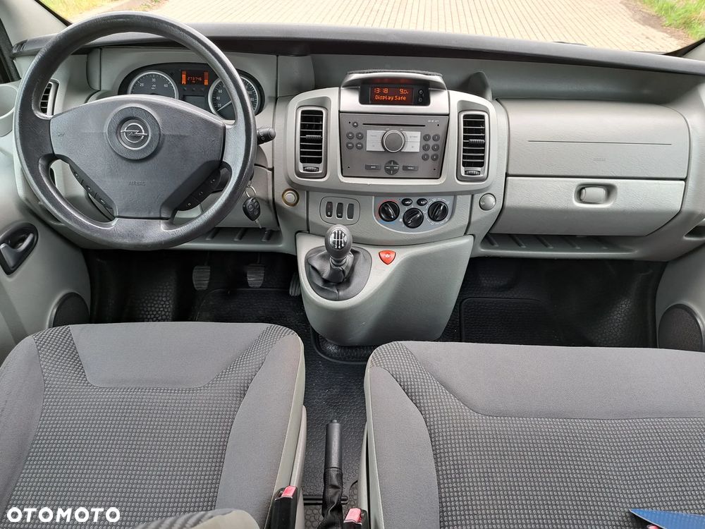 Opel Vivaro - 15