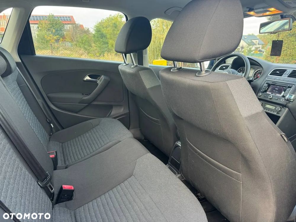 Volkswagen Polo 1.4 16V Comfortline - 21