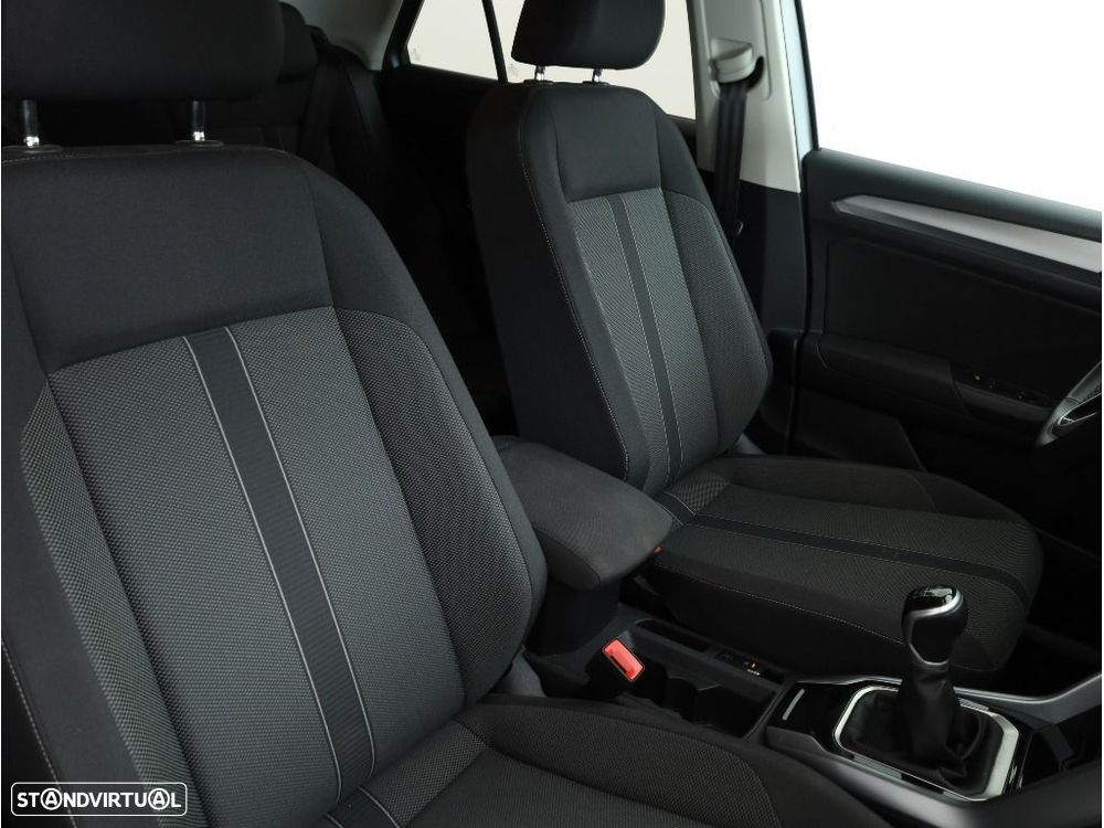 VW T-Roc 1.0 TSI Urban - 20
