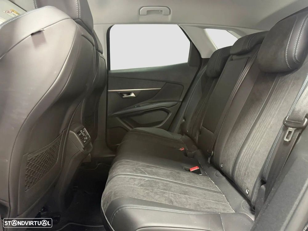 Peugeot 3008 - 11